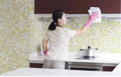 大學(xué)生創(chuàng)業(yè)新藍(lán)海 為何對(duì)家政服務(wù)行業(yè)情有獨(dú)鐘？